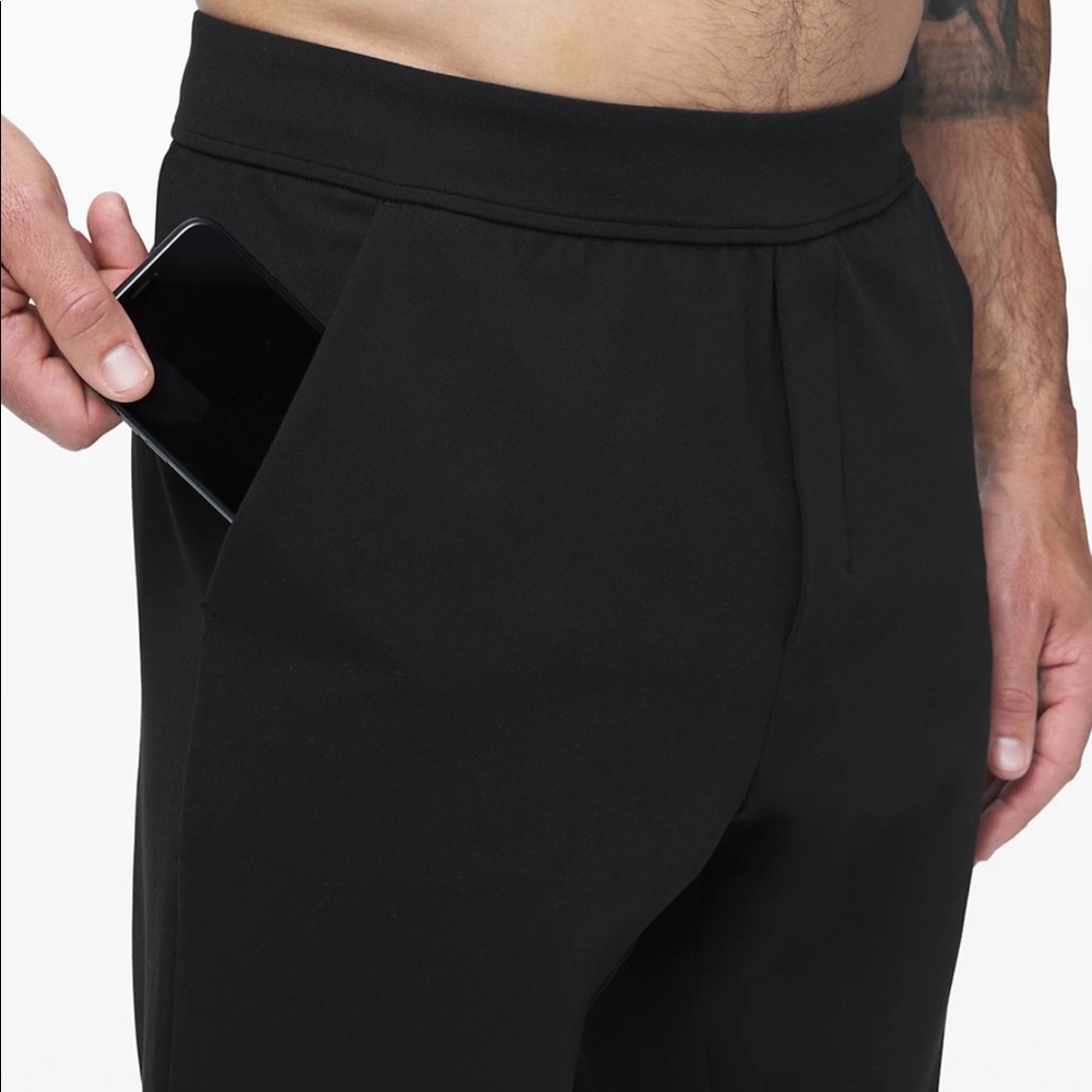 Lululemon Men’s Intent Joggers Medium